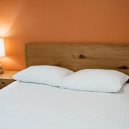 Apartmaji Punta * Вели-Лошинь