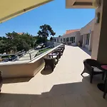 Apartmaji Punta *
