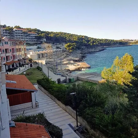 Apartmaji Punta Apartman *