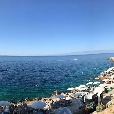 Apartmaji Punta * Lussingrande