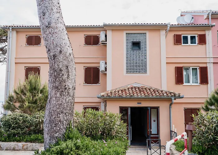 Apartmaji Punta 아파트